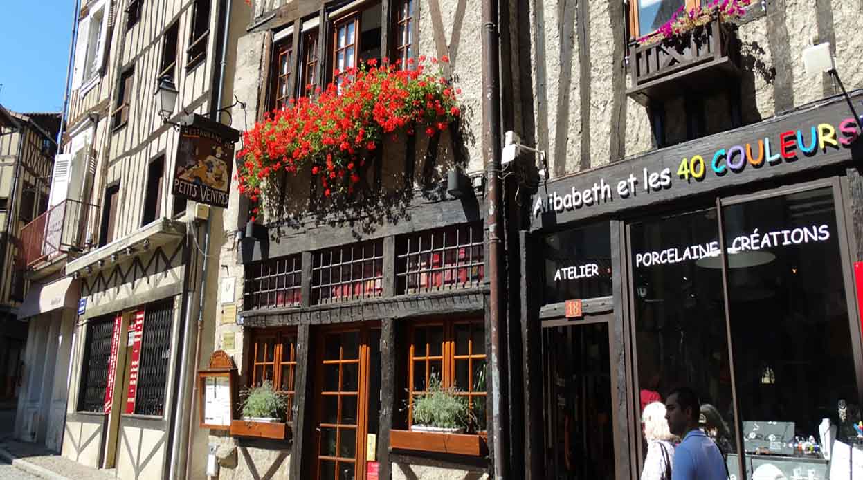 🧭 Éviter les pièges touristiques : mon guide personnel et sincère de Limoges